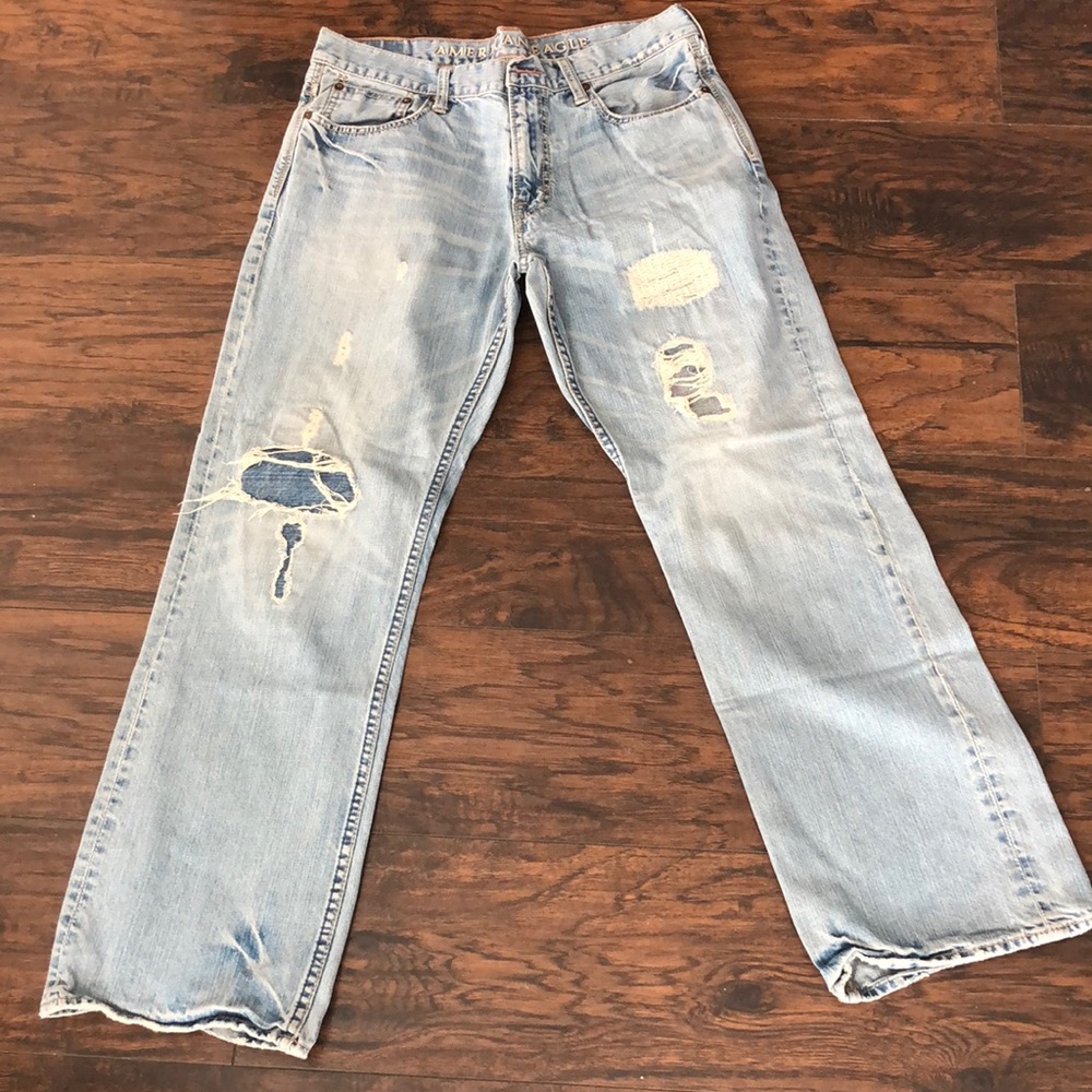 33 by 32 American Eagle bootcut jeans